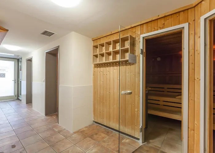 Duenenschloss 1-05 *